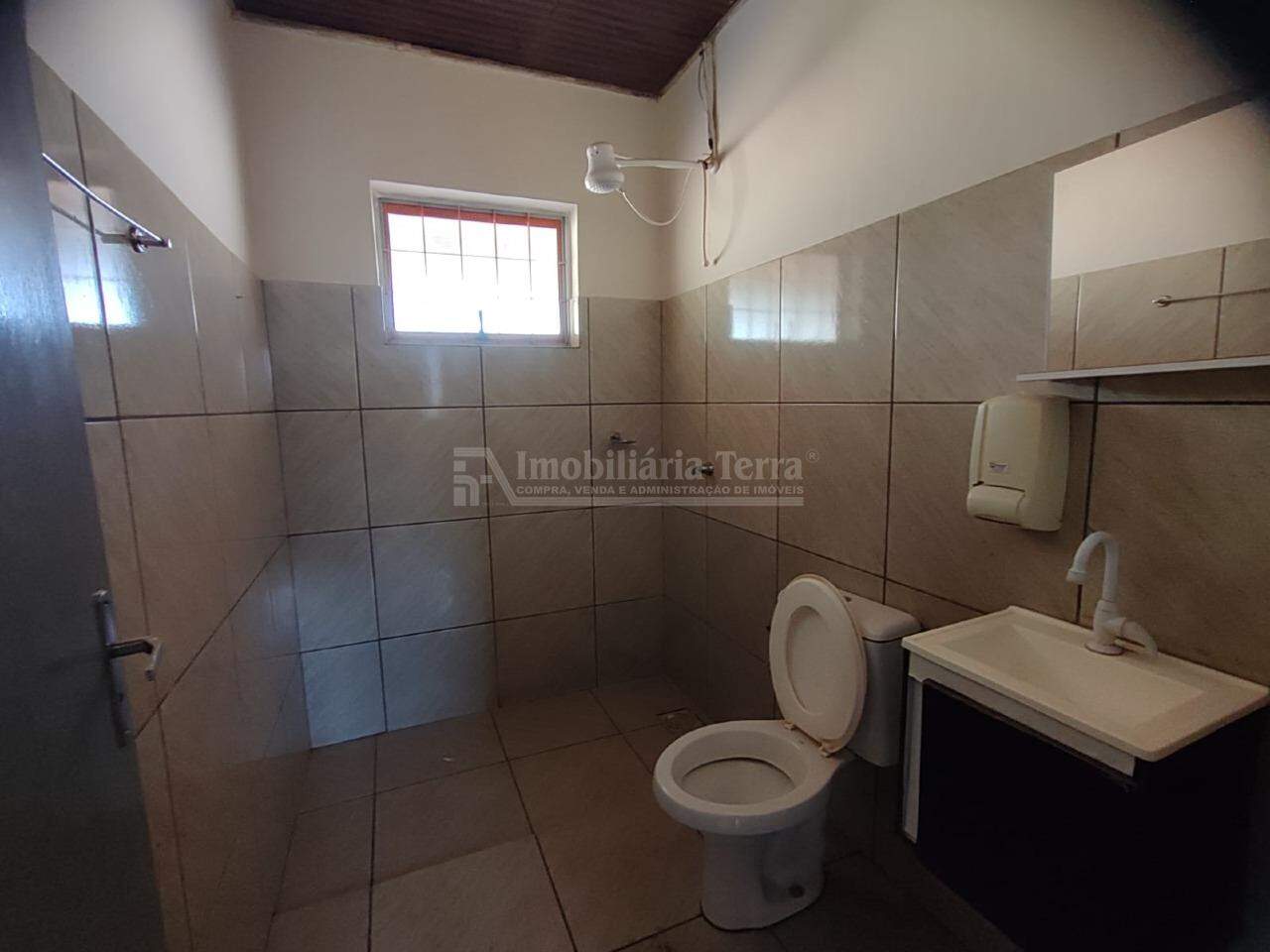 Barracão com 5 quartos sendo 1 suíte no Jardim Alhambra em Dourados/MS — foto 21