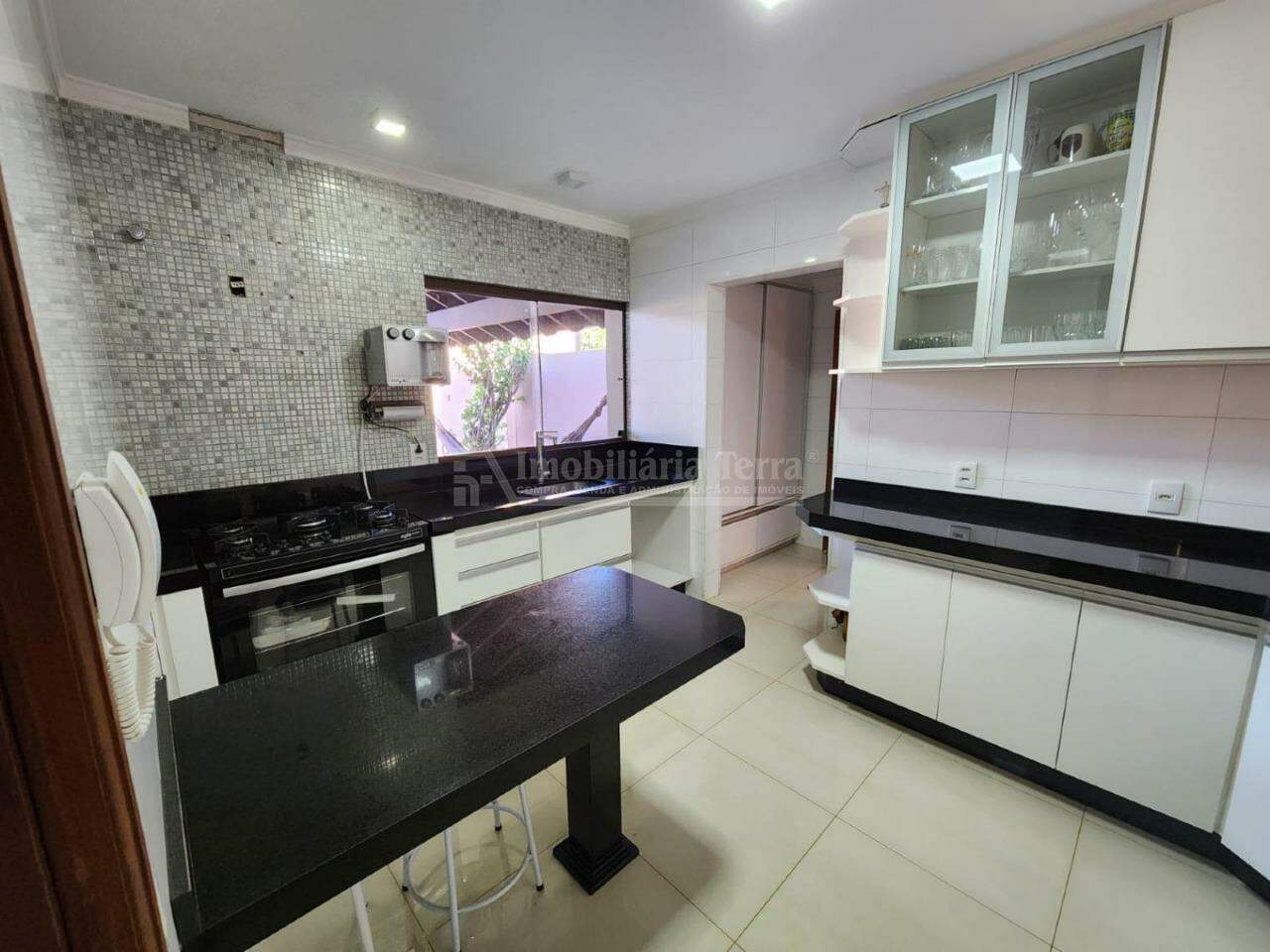 Casa no Parque Alvorada, foto 3 de 15