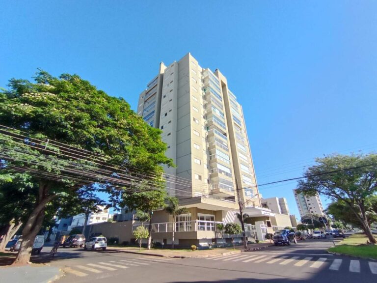 Apartamento com 3 quartos no Jardim América em Dourados/MS