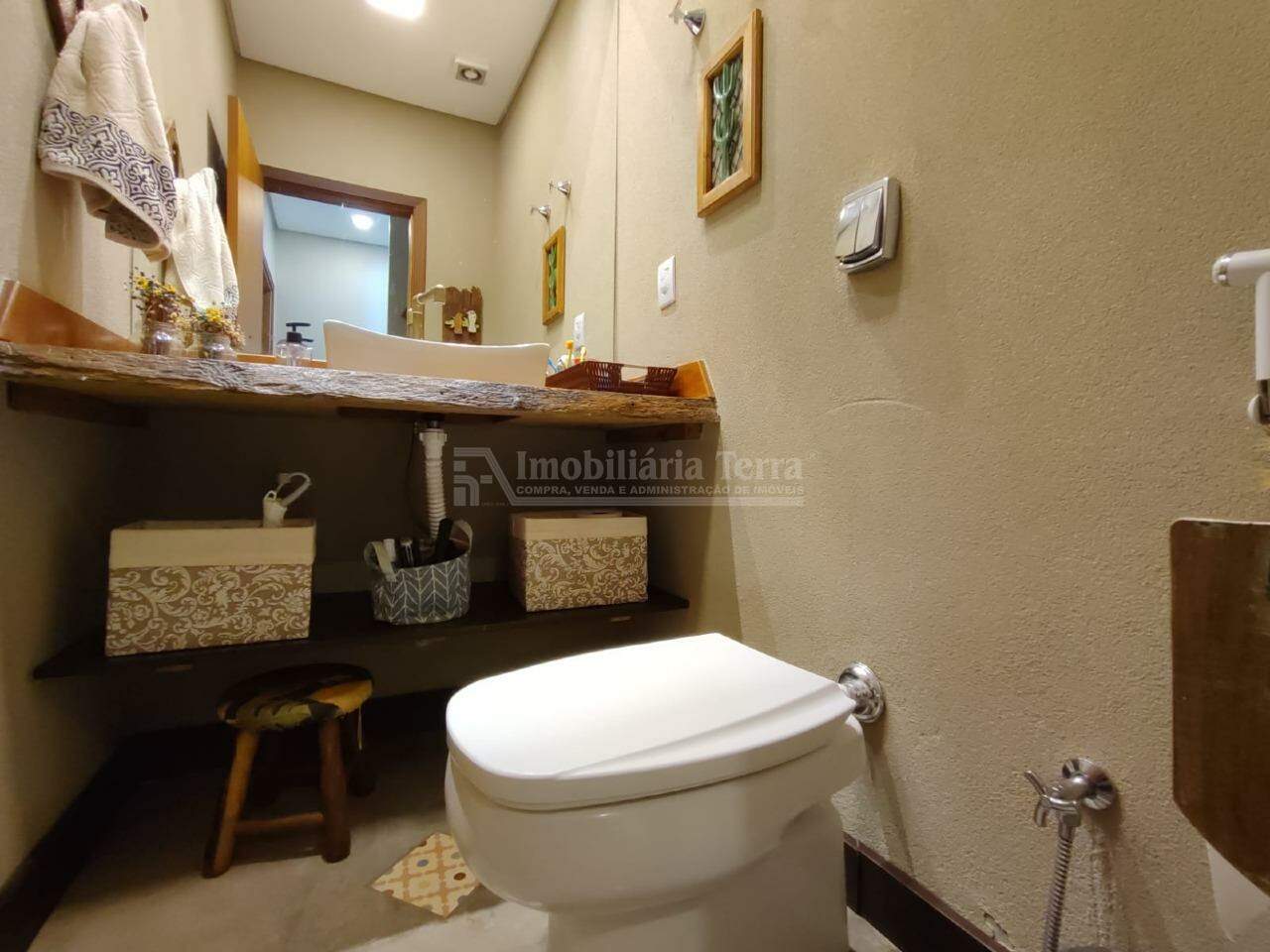 Casa com 5 quartos sendo 2 suítes no Jardim Mônaco em Dourados/MS — foto 21