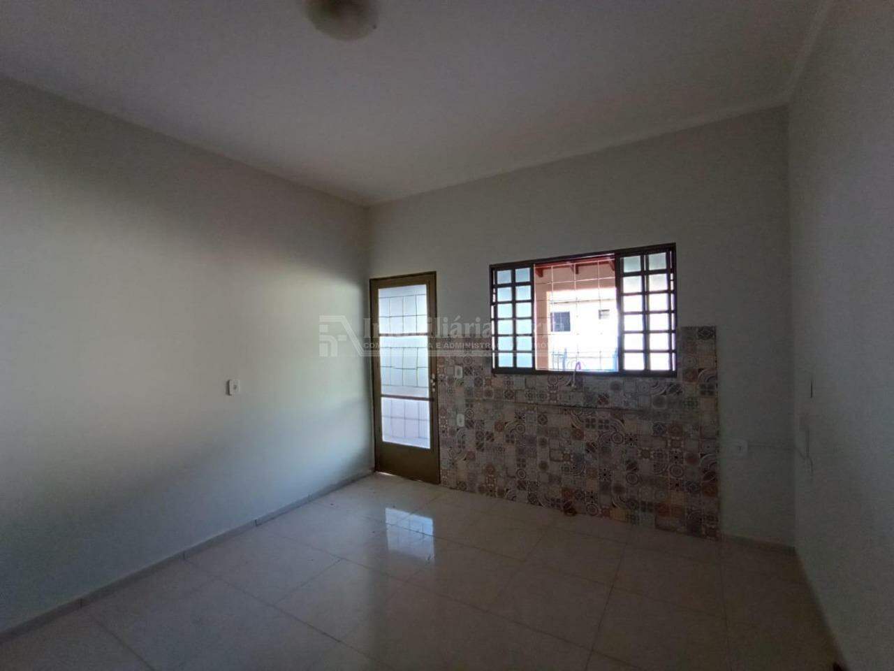 Casa com 2 quartos no Vila Nova Esperança em Dourados/MS — foto 3