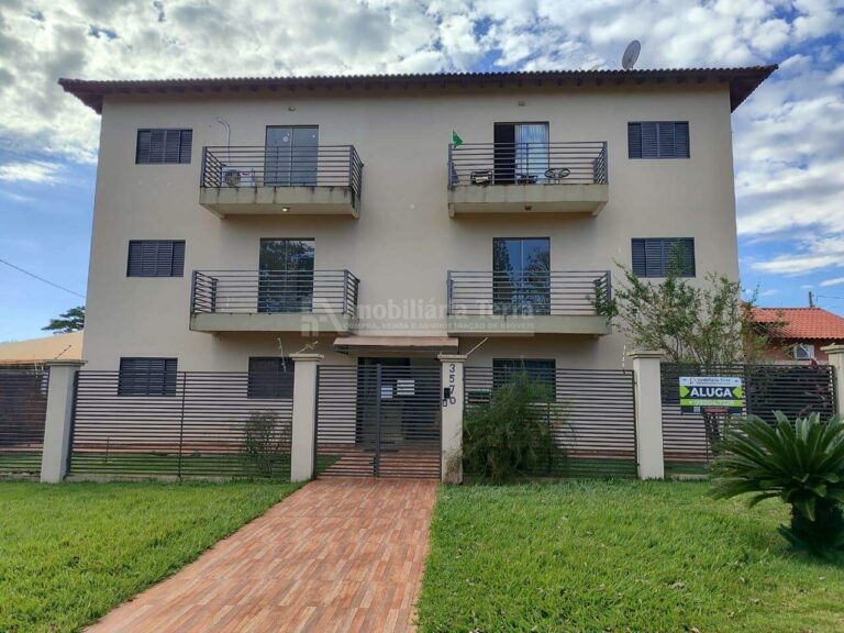 Apartamento com 2 quartos no Jardim Girassol em Dourados/MS