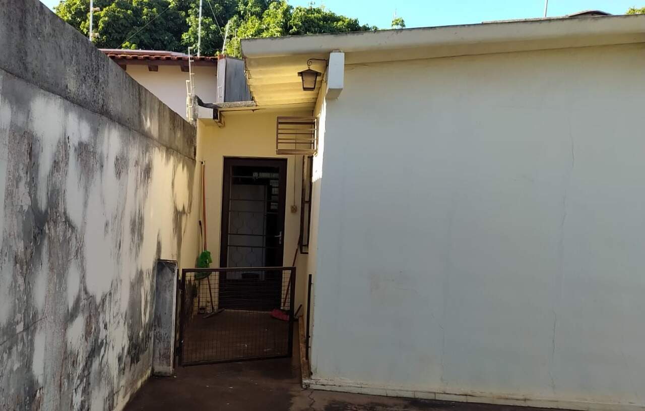 Casa com 4 quartos sendo 1 suíte no Campo Dourado em Dourados/MS — foto 11