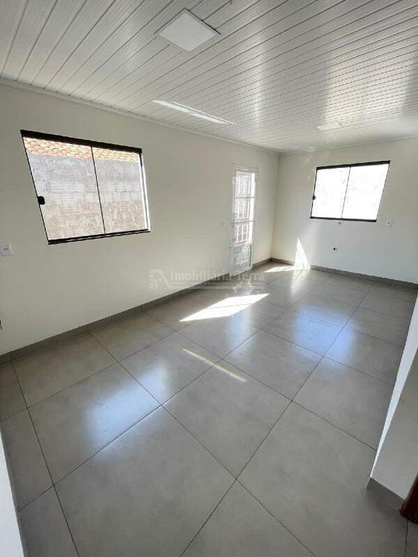 Casa com 3 quartos no Parque Residencial Pelicano em Dourados/MS — foto 5
