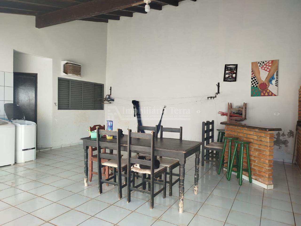 Casa com 4 quartos sendo 1 suíte no Jardim Murakami em Dourados/MS — foto 17