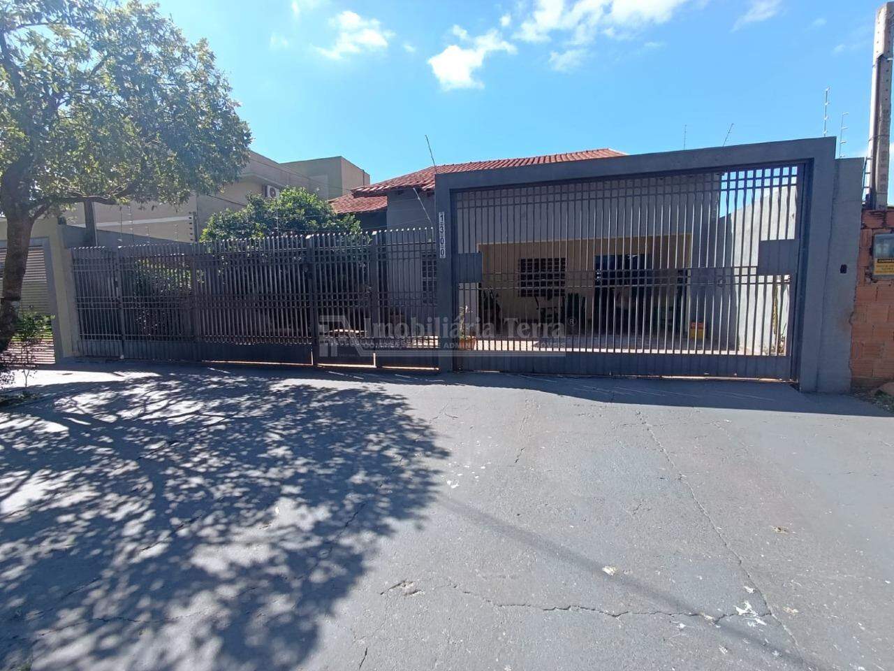 Casa com 4 quartos no Jardim Murakami em Dourados/MS