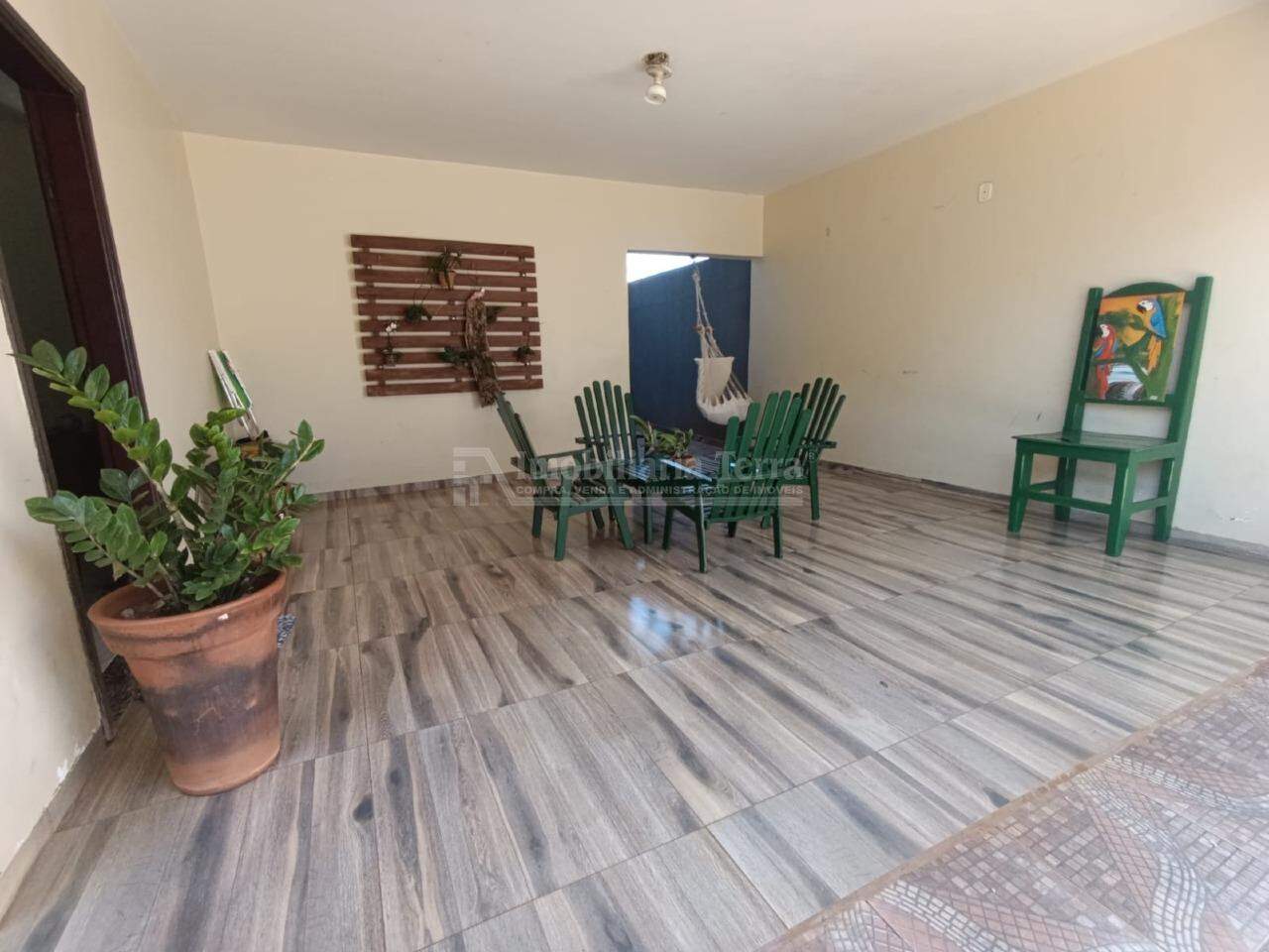 Casa com 4 quartos sendo 1 suíte no Jardim Murakami em Dourados/MS — foto 3