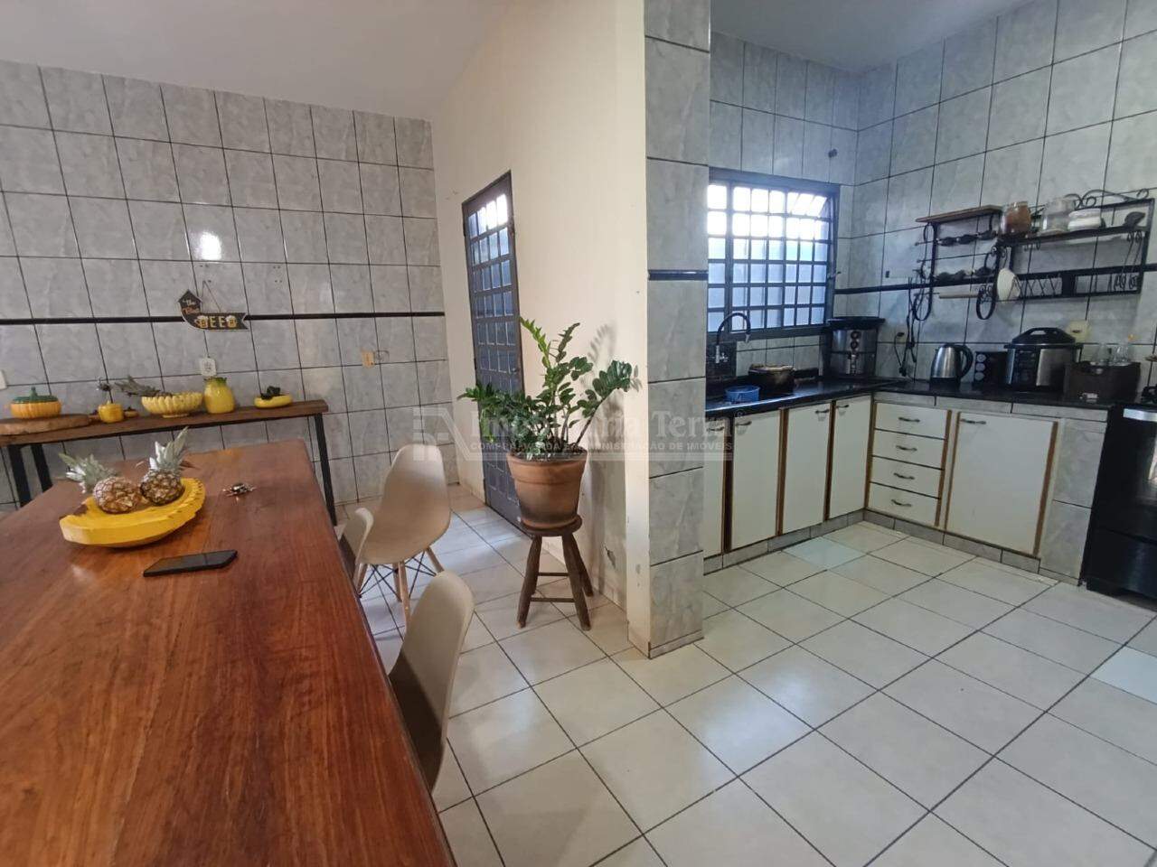 Casa com 4 quartos sendo 1 suíte no Jardim Murakami em Dourados/MS — foto 5