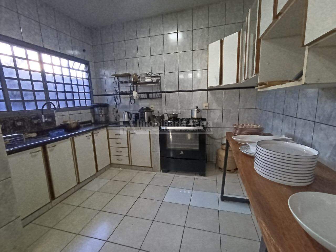 Casa com 4 quartos sendo 1 suíte no Jardim Murakami em Dourados/MS — foto 6
