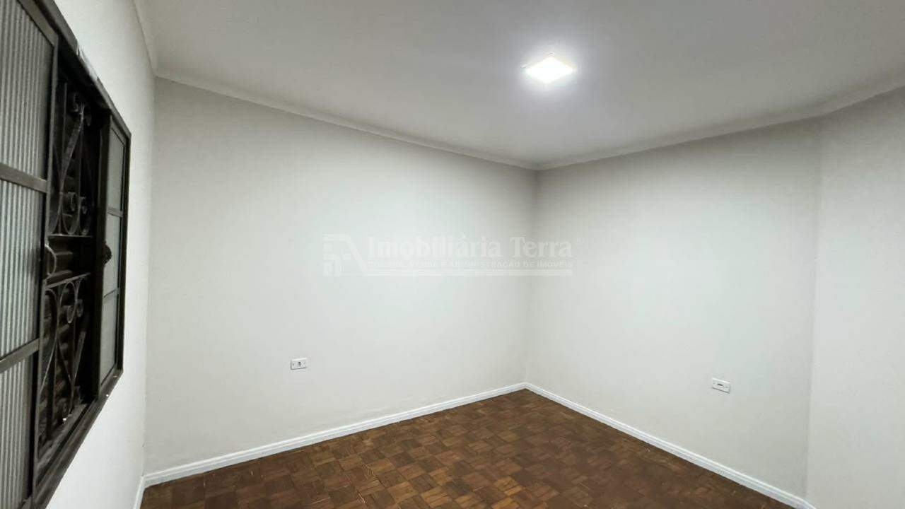 Casa com 3 quartos sendo 1 suíte no Jardim São Pedro em Dourados/MS — foto 13