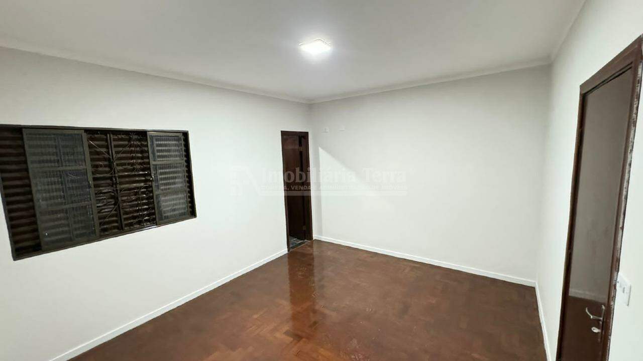 Casa com 3 quartos sendo 1 suíte no Jardim São Pedro em Dourados/MS — foto 12