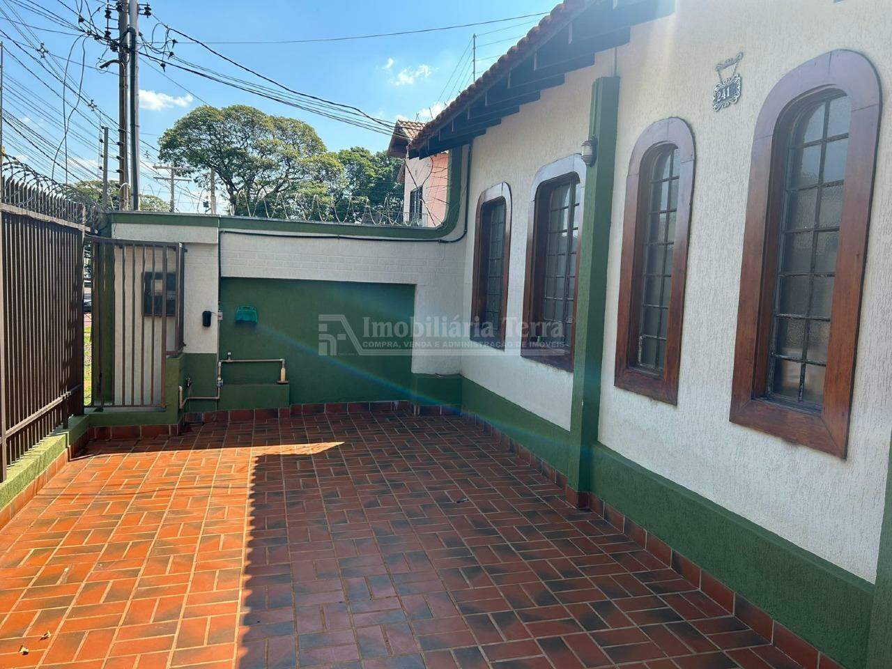 Casa com 7 quartos sendo 1 suíte no Vila Aurora em Dourados/MS — foto 2