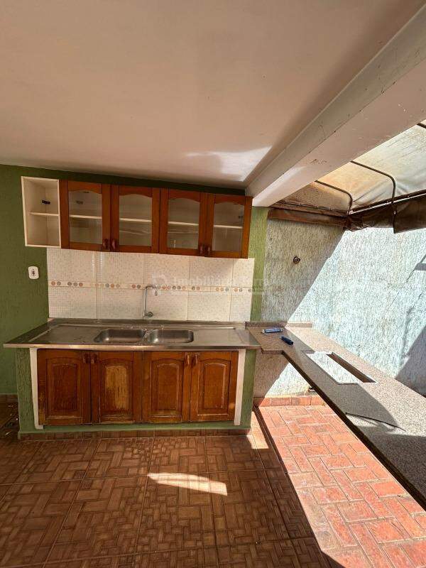 Casa com 7 quartos sendo 1 suíte no Vila Aurora em Dourados/MS — foto 21