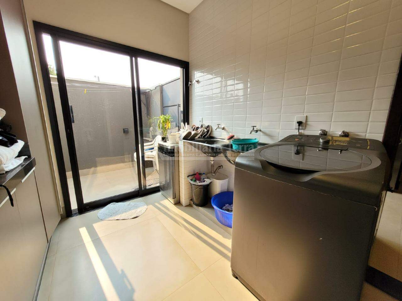 Casa com 3 quartos sendo 1 suíte no Condomínio Golden Park Residence em Dourados/MS — foto 23