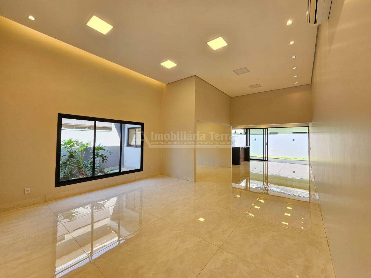 Casa com 4 quartos sendo 2 suítes no Ecoville II em Dourados/MS — foto 4