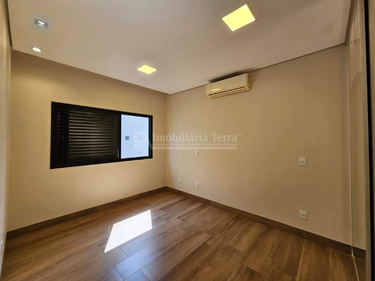 Casa com 4 quartos sendo 2 suítes no Ecoville II em Dourados/MS — foto 8