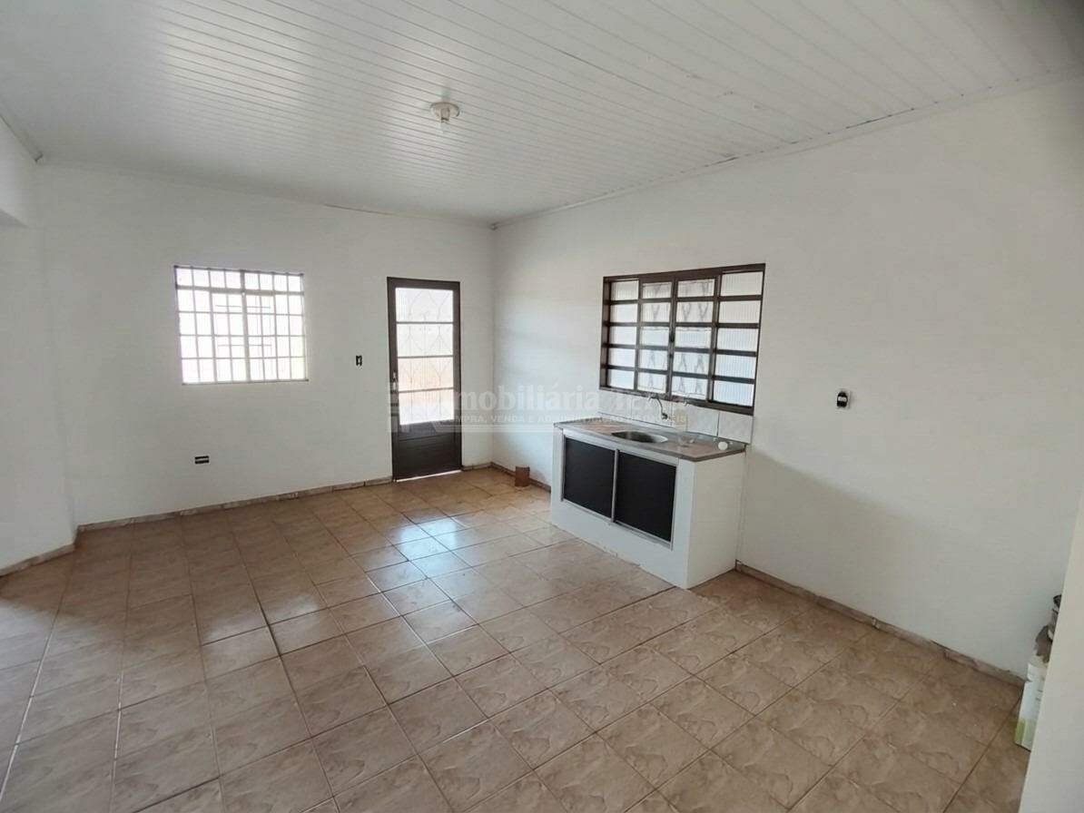 Casa com 3 quartos sendo 1 suíte no Jardim Novo Horizonte em Dourados/MS — foto 4