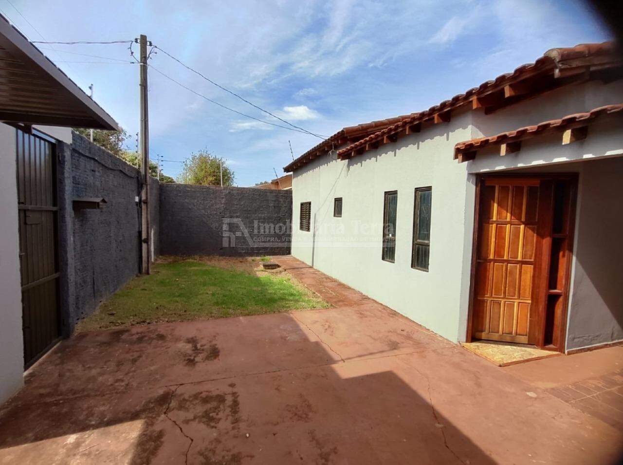 Casa com 3 quartos sendo 1 suíte no Jardim Novo Horizonte em Dourados/MS — foto 2