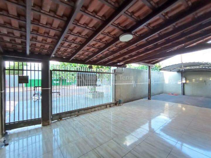 Casa no Jardim Água Boa, foto 2 de 11